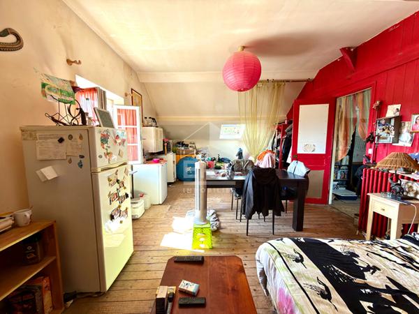 Maison familiale : 144.5 m2 / 5 chambres / garage / piscine chauffée