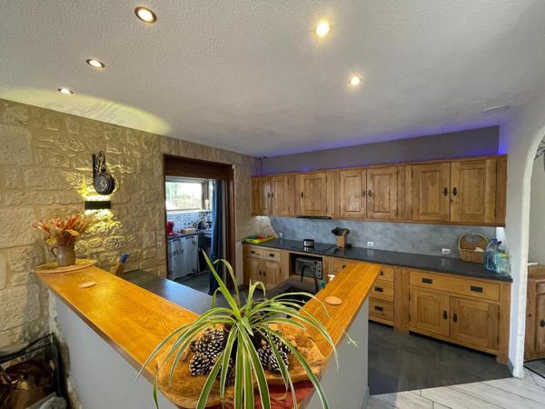 26000 VALENCE QUARTIER THABOR 168M² PISCINE CLUB HOUSE