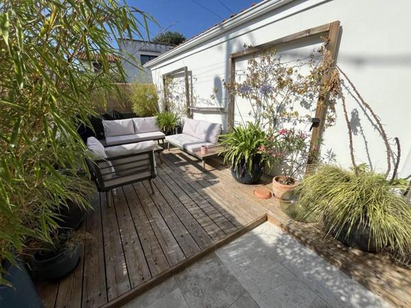 Maison 393 000 € Bègles 3 p 82 m² DPE B