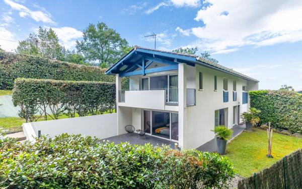 Maison à vendre    6 pièces •  Saint-Pierre-d'Irube