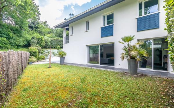 Maison à vendre    6 pièces •  Saint-Pierre-d'Irube