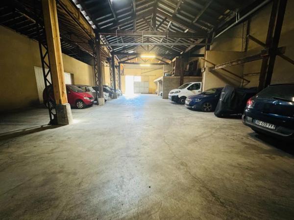 Parking / Box à louer à Romans-sur-Isère (26100)