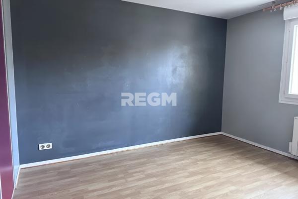 Saint-Cyr-en-Val (45590) Saint-Cyr-en-Val (45590) - Maison 154 m² carrez (158m²/sol) – 4 Chbrs – Piscine – T 709 m²