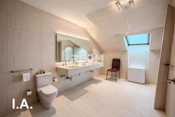 Saint-Cyr-en-Val (45590) Saint-Cyr-en-Val (45590) - Maison 154 m² carrez (158m²/sol) – 4 Chbrs – Piscine – T 709 m²