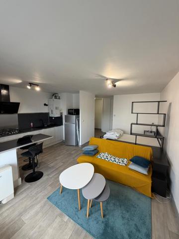 STUDIO MEUBLÉ – PLACE DE PARKING
