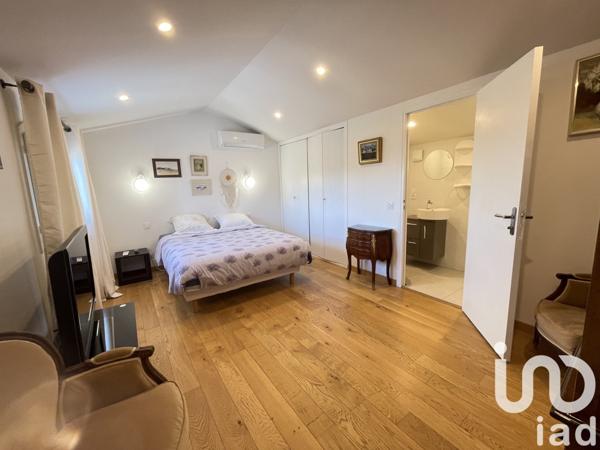 Maison 6 pièces de 236 m² à Bompas (66430)