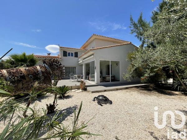 Maison 6 pièces de 236 m² à Bompas (66430)