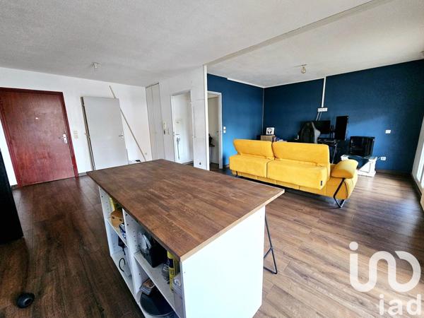 Appartement 3 pièces de 50 m² à Saint-Estève (66240)