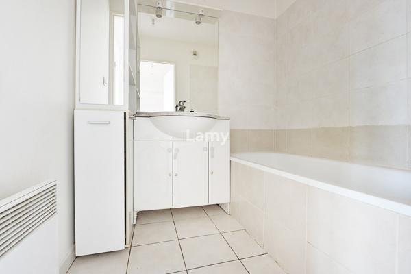 Appartement t3 + parking