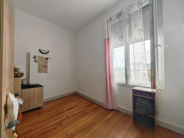 Appartement Valence 3 pièce(s) 60 m2
