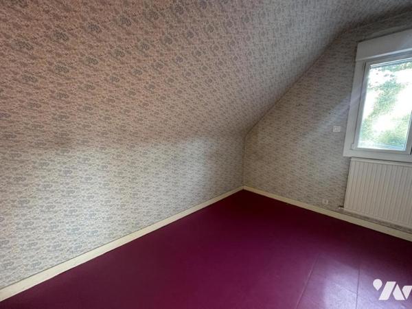 A VENDRE 56 SENE Centre, à 2 pas commerces, maison non mitoyenne, jardin 601 m²