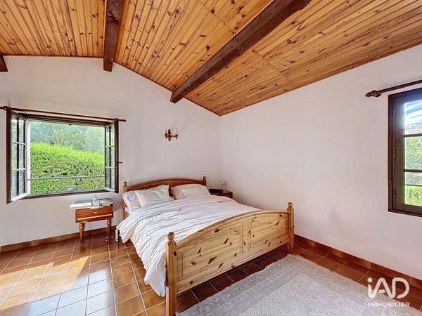 Maison à vendre 5 pièces 132 m² Callian