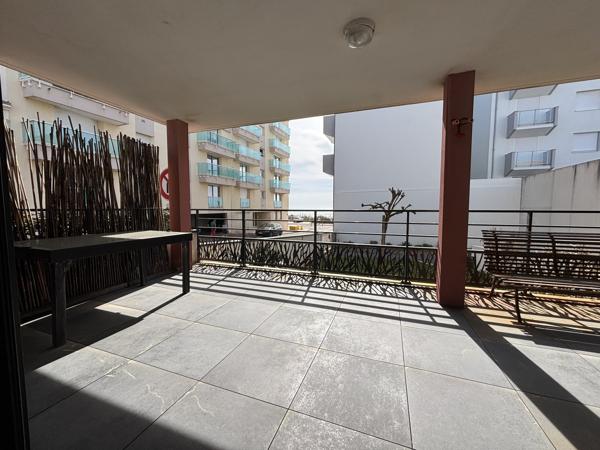 APPARTEMENT T3 – LES PRESIDENTS – VUE MER Toutes les caractéristiques