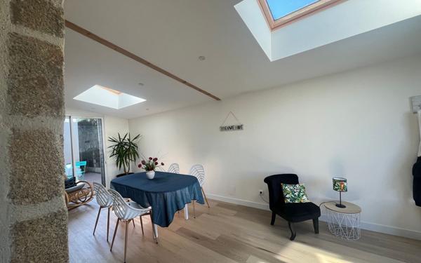 Maison à vendre    7 pièces •  Damigny