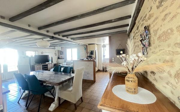 Maison à vendre    7 pièces •  Damigny