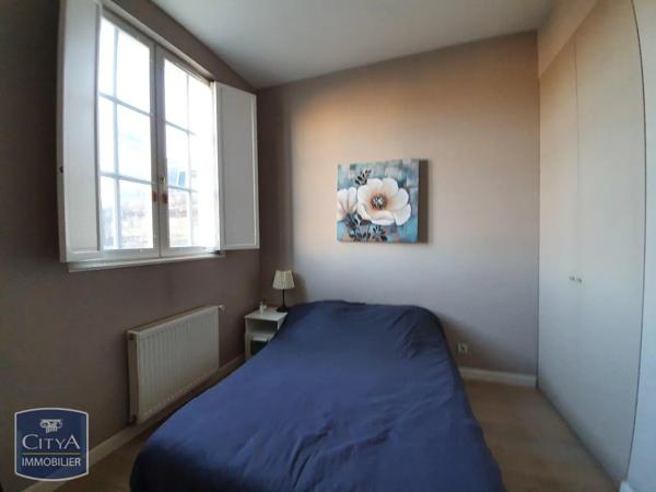 Appartement à louer 3 pièces 95.55m²