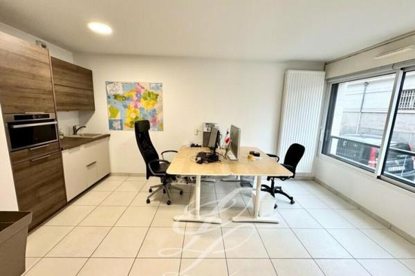Location - BUREAUX 35 m 2