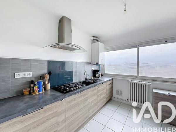 Appartement à vendre 4 pièces 92 m² Ploumagoar