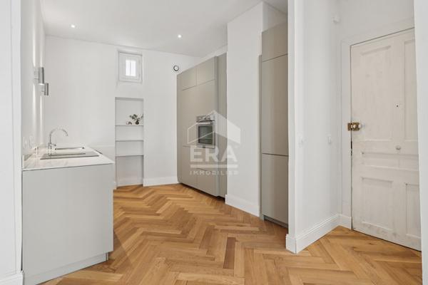 A VENDRE  - NICE CENTRE : Appartement 3 pièces rénové