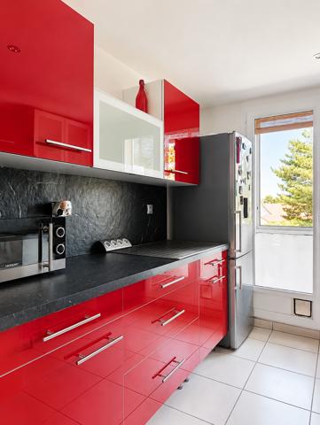Appartement
         4 pièces
        - 61 m² Exclusivité 142 500 € *