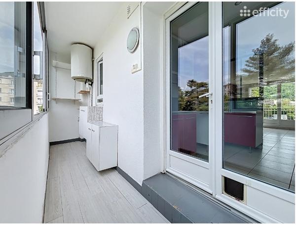 Appartement
         4 pièces
        - 61 m² Exclusivité 142 500 € *