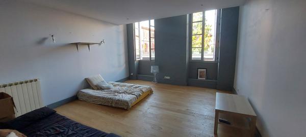 MAZERES BELLE ET GRANDE MAISON DE VILLE AVEC TERRASSE