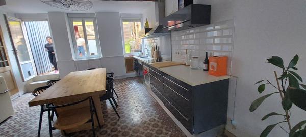 MAZERES BELLE ET GRANDE MAISON DE VILLE AVEC TERRASSE