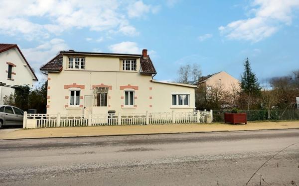 Maison à vendre    6 pièces •  Étang-sur-Arroux