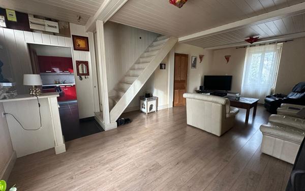 Maison à vendre    6 pièces •  Étang-sur-Arroux