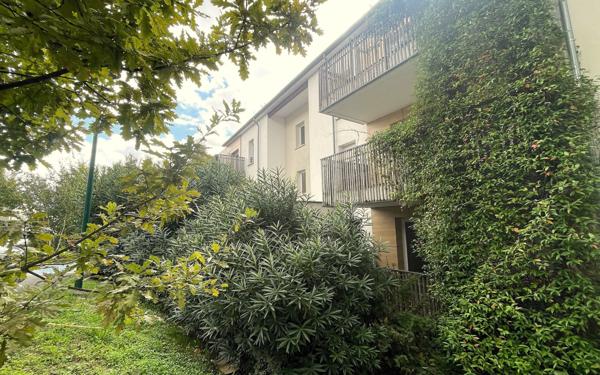 Appartement à vendre    2 pièces • 43 m2 Escalquens