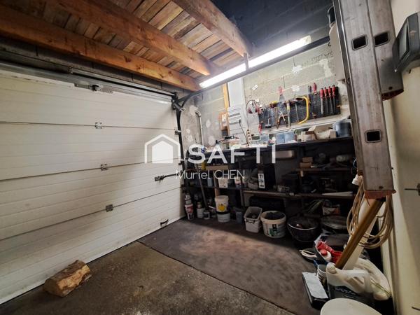 SAINT-GILLES : villa 5 pièces, piscine, dépendance