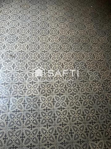 Ancienne maison bourgeoise à rénover d'environ 320 m2 avec 400 m2 de dépendance