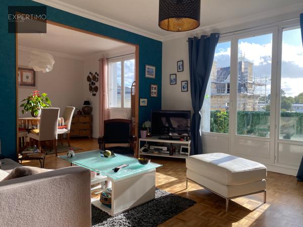 Landerneau – Appartement 82 m2, 2 chambres avec balcon, parking et cave