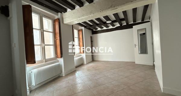 À vendre Studio 29.96 m² - Chartres 28000