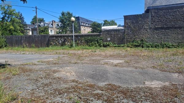 Local d'activité à vendre à La Ferté Macé dans l'Orne (61600), ref : 61013/83