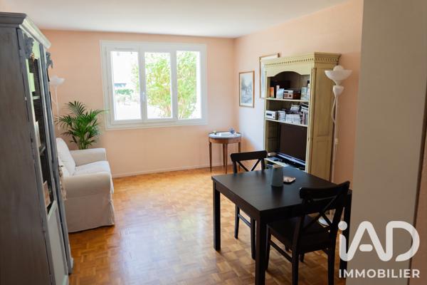 Appartement à vendre 3 pièces 55,76 m² Versailles