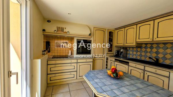 Maison à Tassin-la-Demi-Lune, 69160 - 4 pièces 110m²