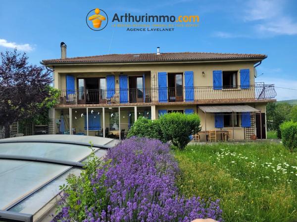 Vente                                                      Maison
                        
                     8 pièces                      160 m2                     à Lavelanet