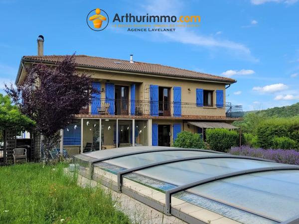 Vente                                                      Maison
                        
                     8 pièces                      160 m2                     à Lavelanet