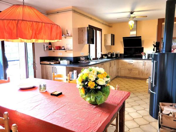 Vente Maison 8 pièces 160 m2 à Lavelanet