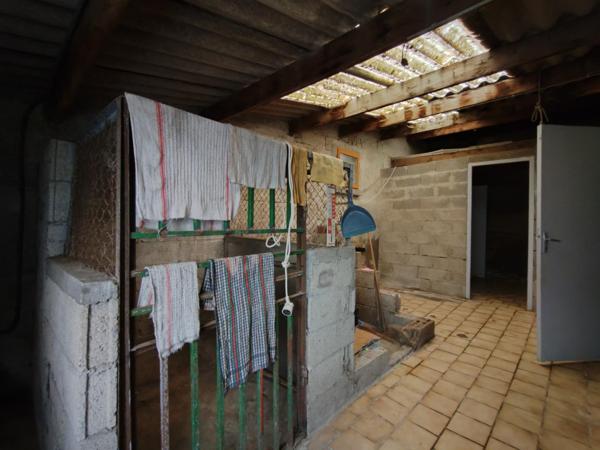 POTENTIEL POUR ARTISAN ET AMATEUR DE RENOVATION