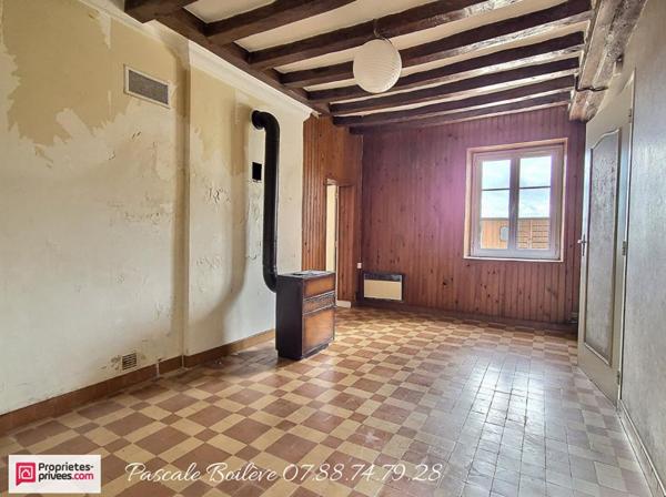 Longère en campagne avec 3,5 ha de terrain - VERNOIL LE FOURRIER (49390)