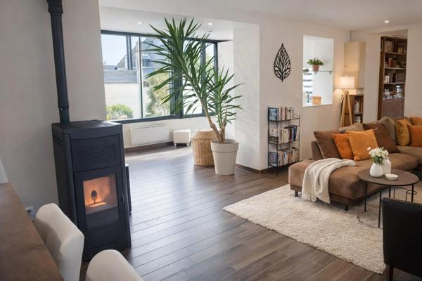 Maison ancienne rénovée avec goût – Centre-ville – 170 m² – 5 chambres – Terrain 654 m²