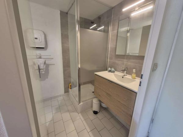 À VENDRE – PORTIRAGNES PLAGE – Maison T2 cabine avec mezzanine - 200 m de la plage
