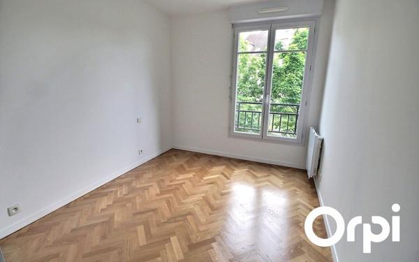 Appartement à vendre    4 pièces • 82,01 m2 Montigny-le-Bretonneux