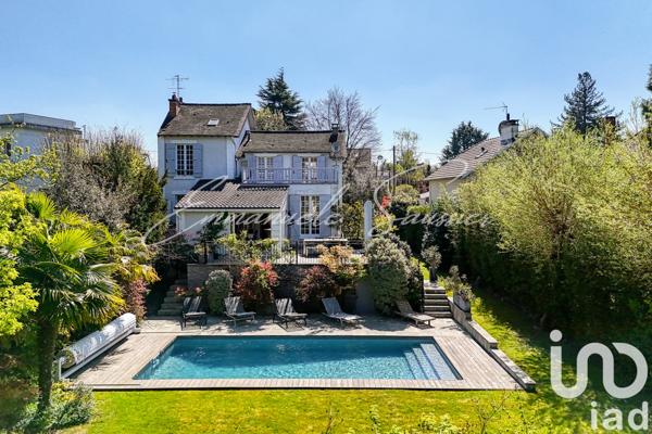 Maison à vendre 9 pièces 227 m² La Celle-Saint-Cloud