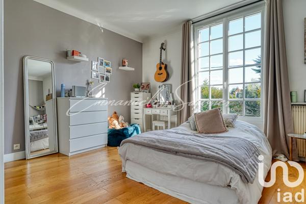 Maison à vendre 9 pièces 227 m² La Celle-Saint-Cloud