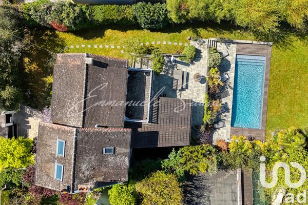 Maison à vendre 9 pièces 227 m² La Celle-Saint-Cloud