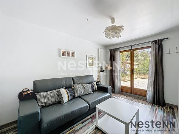 Villa T6 213 m2 avec piscine, pool house, grands volumes et sous-sol de 150 m² à Pourrières