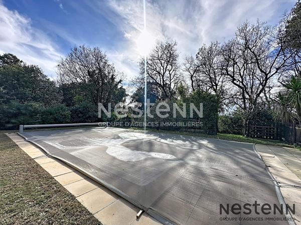 Villa T6 213 m2 avec piscine, pool house, grands volumes et sous-sol de 150 m² à Pourrières